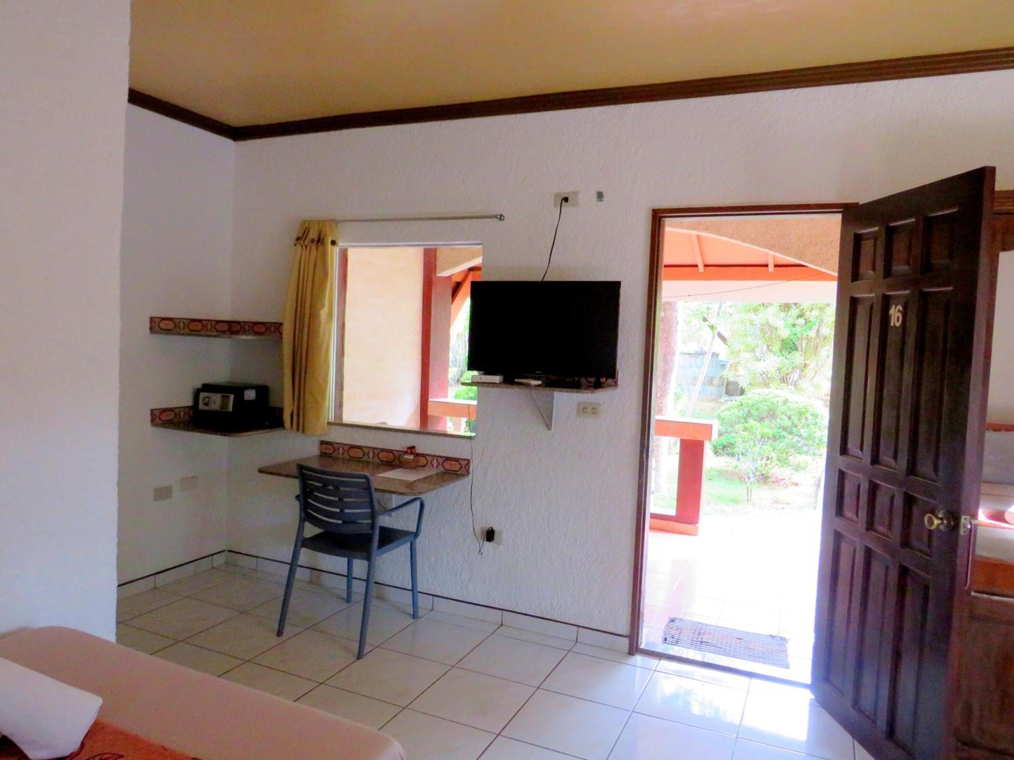 Alonaland Resort Panglao Exterior foto